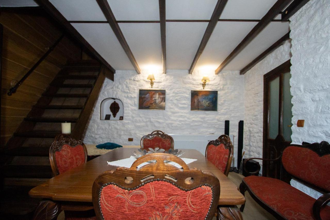 Старата Баkалия The Old Grocery, Guest Rooms 발치크 외부 사진