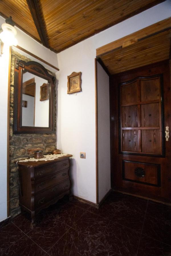 Старата Баkалия The Old Grocery, Guest Rooms 발치크 외부 사진