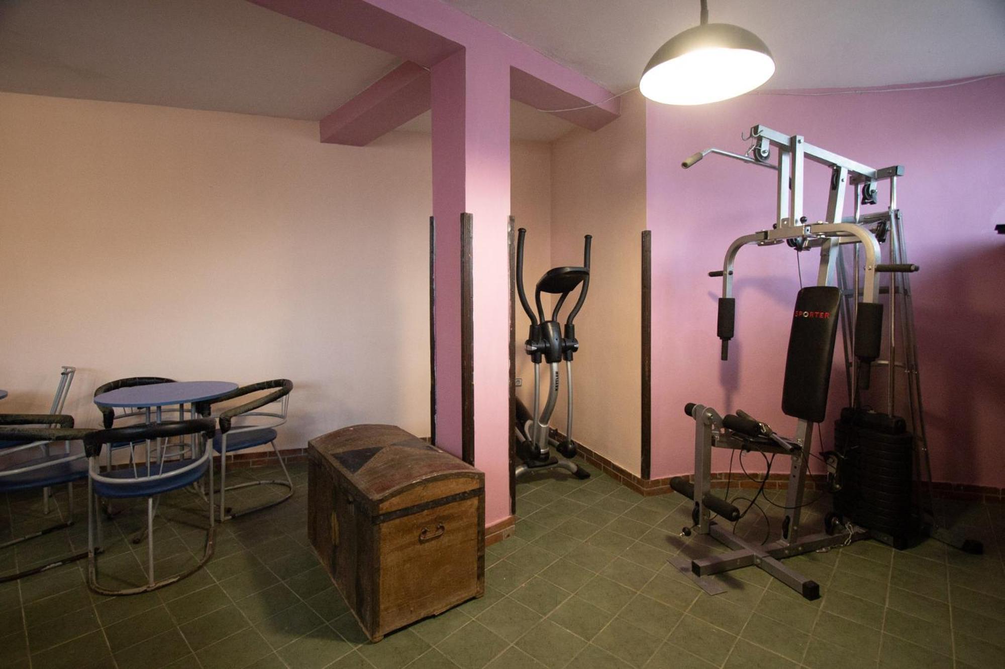 Старата Баkалия The Old Grocery, Guest Rooms 발치크 외부 사진